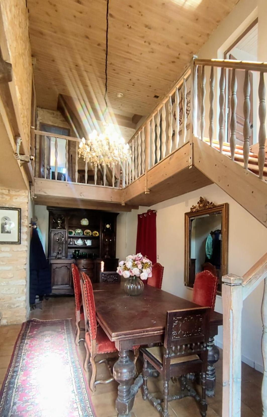 La Maison Bleue Varzy ภายนอก รูปภาพ