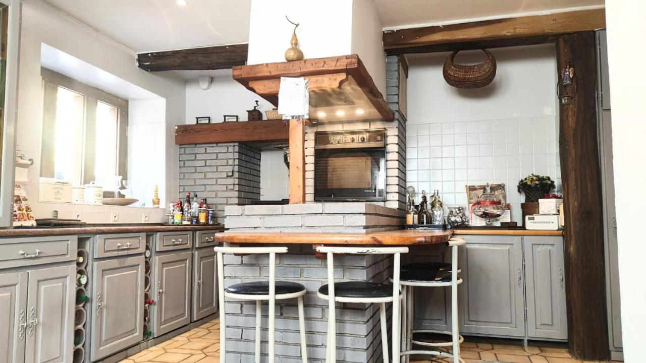 La Maison Bleue Varzy ภายนอก รูปภาพ