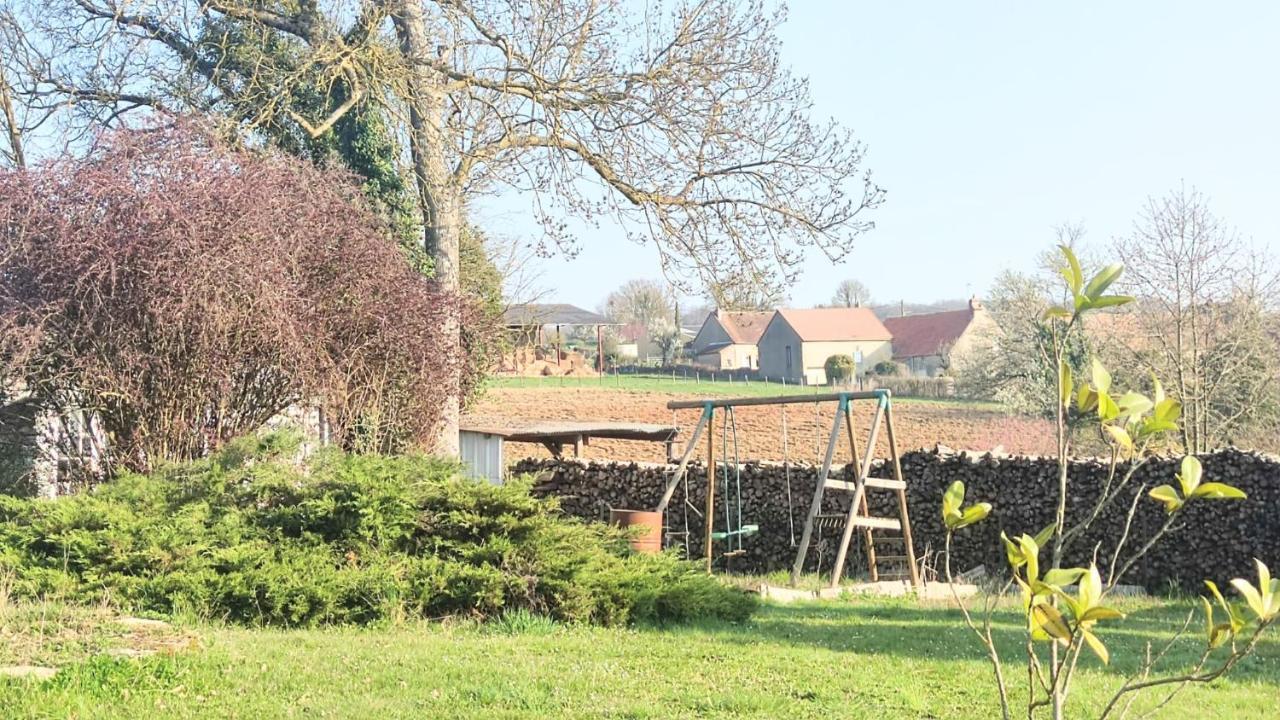 La Maison Bleue Varzy ภายนอก รูปภาพ