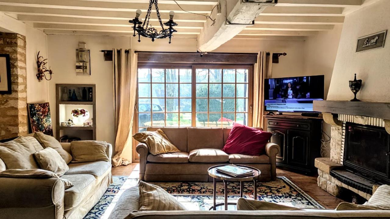 La Maison Bleue Varzy ภายนอก รูปภาพ